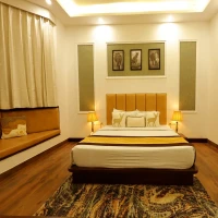 LEOPARD CLUB ROOMS